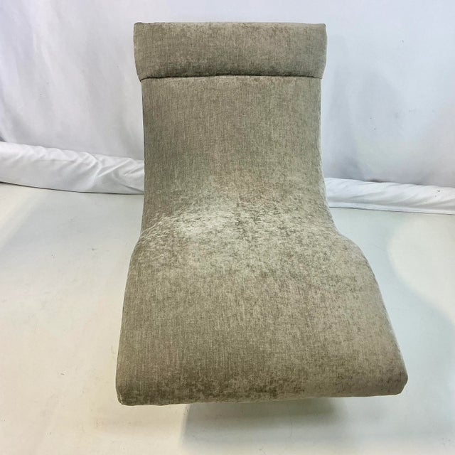 1960s Mid-Century Italian Boho Chic Scalamandre Wave Chaise Lounge, After Adrian Pearsall. For Sale - Image 13 of 17
