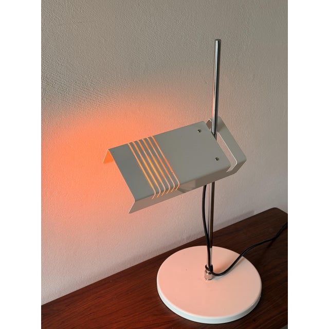 Space Age Desk Lamp in White, 1970s For Sale - Image 4 of 7