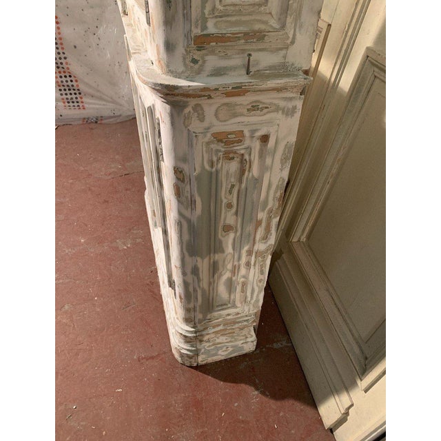 Wood 20th Century Style Lacquered Wood Display Cabinet For Sale - Image 7 of 9