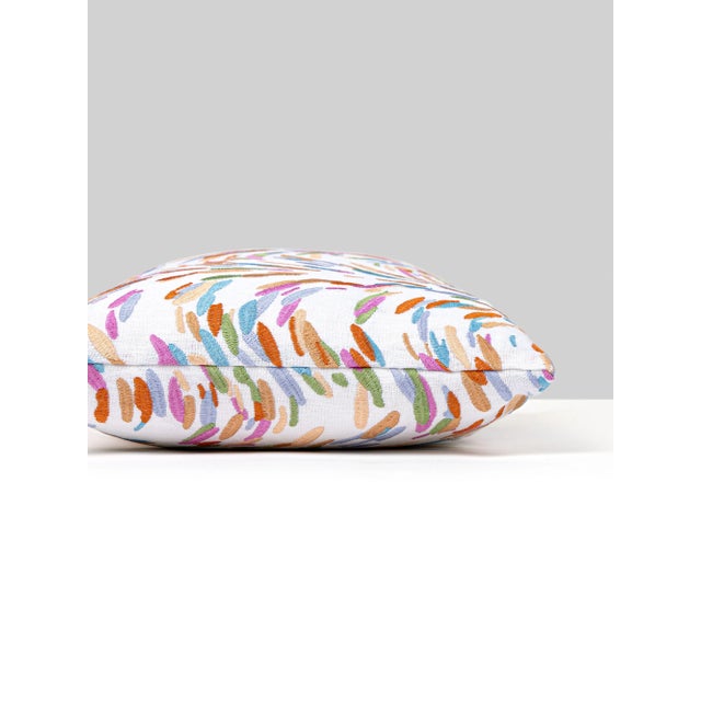 Like its namesake, Fountain features 4 different harmonious color palettes, embroidered in a splashy motif onto linen for...