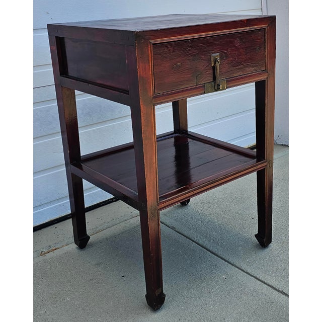 19th Cenrury Qing Dynasty Elm Tiered Tall Side Table For Sale - Image 10 of 11