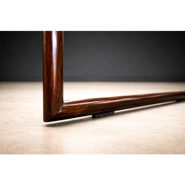 Brazilian Modern Coffee Table in Rosewood & Glass, Joaquim Tenreiro, 1960s — Lot 750B For Sale - Image 10 of 15