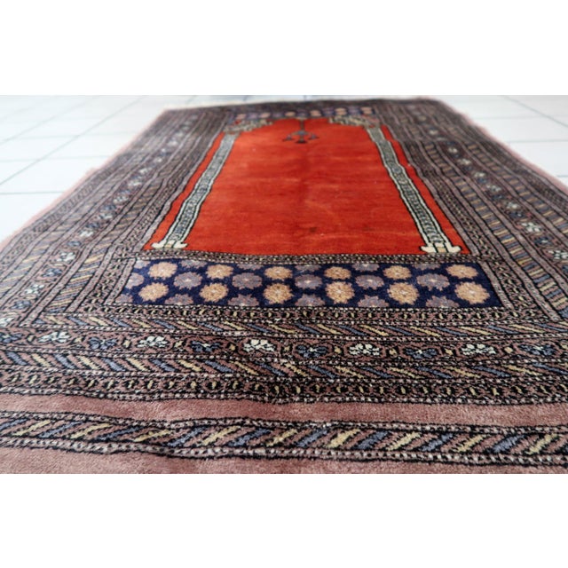 Handmade Vintage Pakistani Lahore Prayer Rug 2.7' x 3.8', 1970s Introducing our Handmade Vintage Pakistani Lahore Prayer...