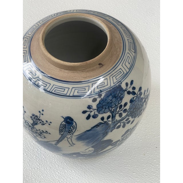 LARGE BIRD DESIGN ON BLUE/WHITE PORCELAIN LID GINGER JAR 9 x 9 x 9.Also have other designs.Get two for shelves, accents,...