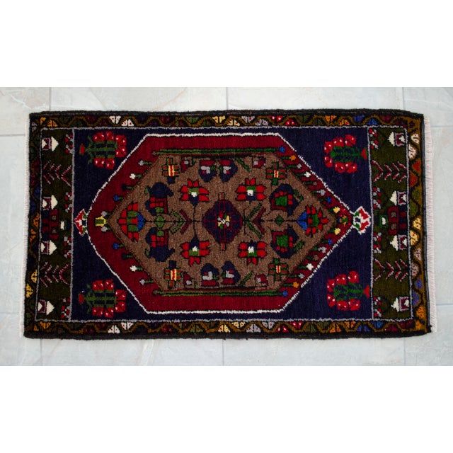 Hand Knotted Small Rug Vintage DoorMat Entry Decor - 20'' X 35'' For Sale - Image 12 of 13