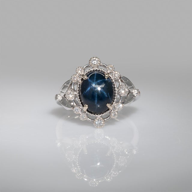 4 Star Sapphire Ring With Earth Mined Diamonds Accents: Solid 14k Gold, Size 6.75 For Sale - Image 4 of 8