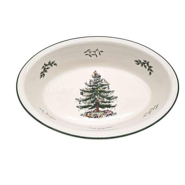 Late 20th Century Spode Christmas Tree Porcelain Oval Rim Serving Dish With Matching Oven Mitt For Sale - Image 5 of 15