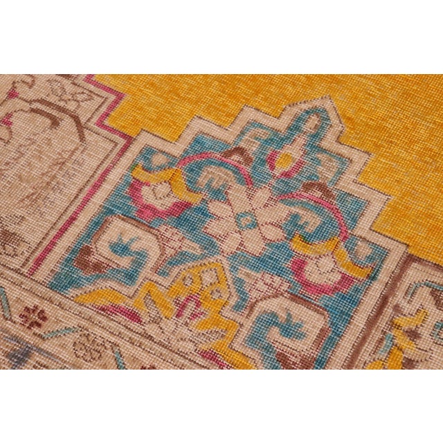 Hand-Painted Rug 9.10x12.7 For Sale In New York - Image 6 of 8