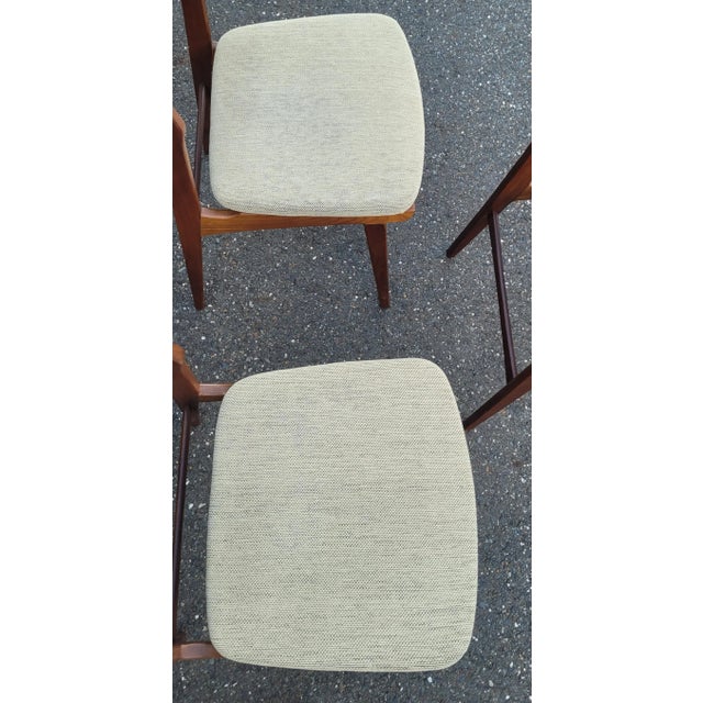 Brown Mid-20th Century Set of 6 Mid-Century Modern Dining Chairs For Sale - Image 8 of 14