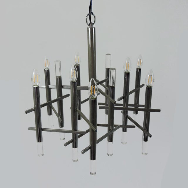Chrome and Acrylic Glass Chandelier by Sciolari, 1970s For Sale - Image 10 of 14
