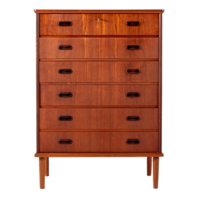 Mid-Century Scandinavian Modern Teak Dresser, 1960s For Sale