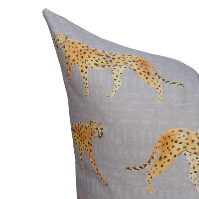 We are complete smitten kittens over this pattern See it here with a stunningly iconic animal strutting their stuff all...
