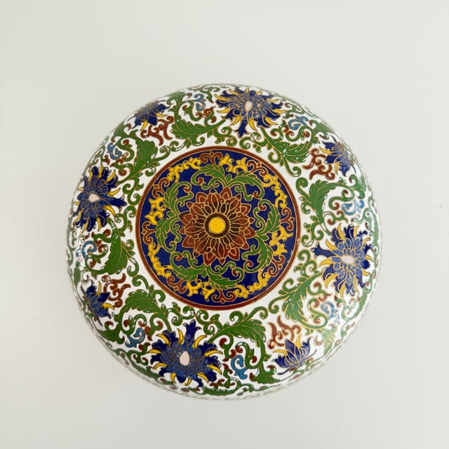 Asian Antique Cloisonne Enamel Circular Box- 7 Inch Diameter For Sale - Image 3 of 12