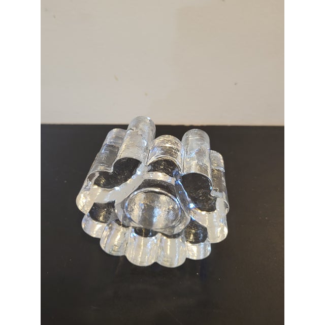 Designed keep a pot of coffee, tea, butter or fondue warm for hours over a tea light in the middle of a table or on a...