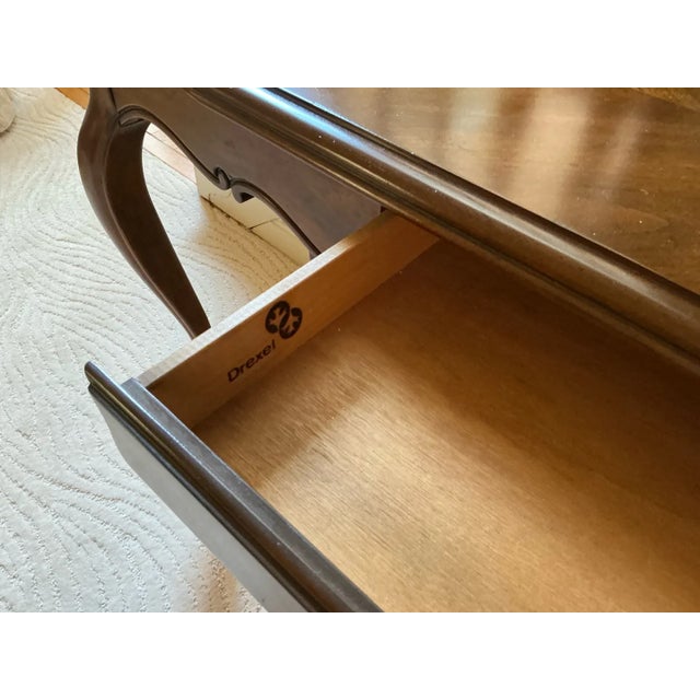 1980s Vintage Drexel Heritage French Provincial Sofa Table / Console Table With Herringbone Parquet Top & Cabriole Legs For Sale - Image 5 of 7
