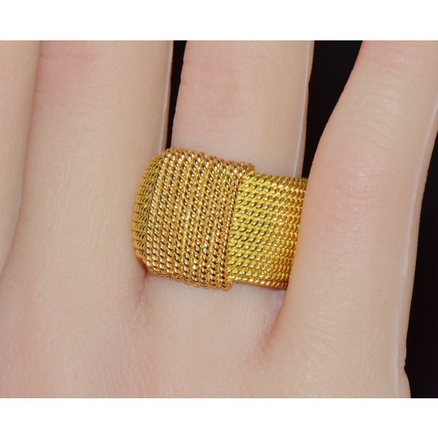 Authentic Vintage Roberto Coin Opera 18k Yellow & Rose Gold Wide Statement Band Ring With Hidden Ruby, Size 7.5 For Sale - Image 9 of 17