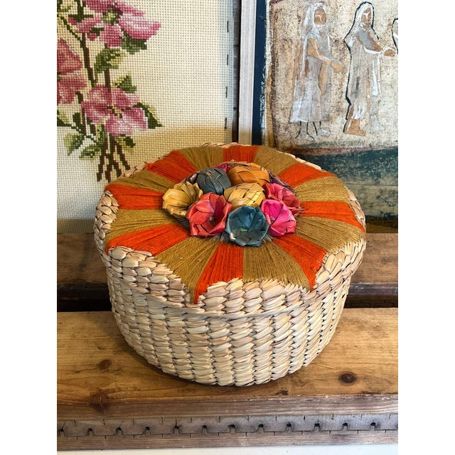 This Piece is possibly vintage hat box, it would make excellent woven baskets decor and/or a great round storage...
