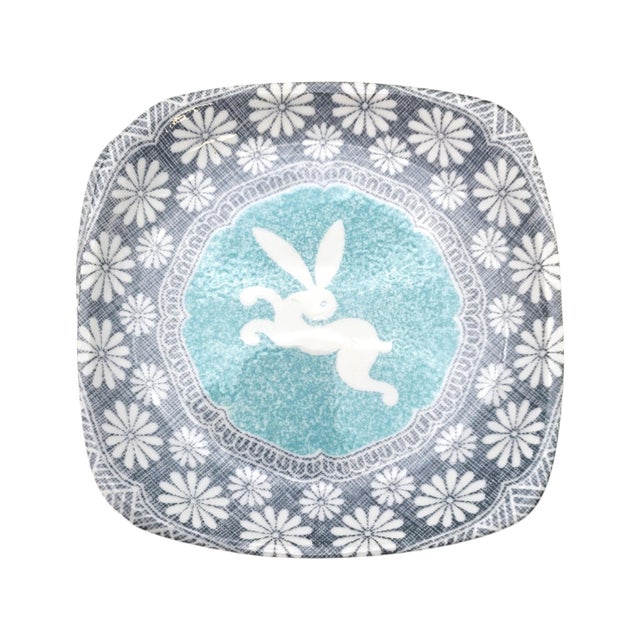 Japanese Vintage Kotobuki Japan Rabbit Square Plates, Set of 2, 8.75" For Sale - Image 3 of 12