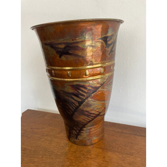 1990s Large Brass Vase For Sale - Image 4 of 7