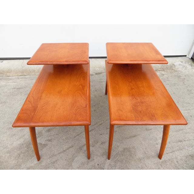 Vintage Mid Century Heywood Wakefield Tier Step Side Table Pair in Champagne For Sale - Image 13 of 15