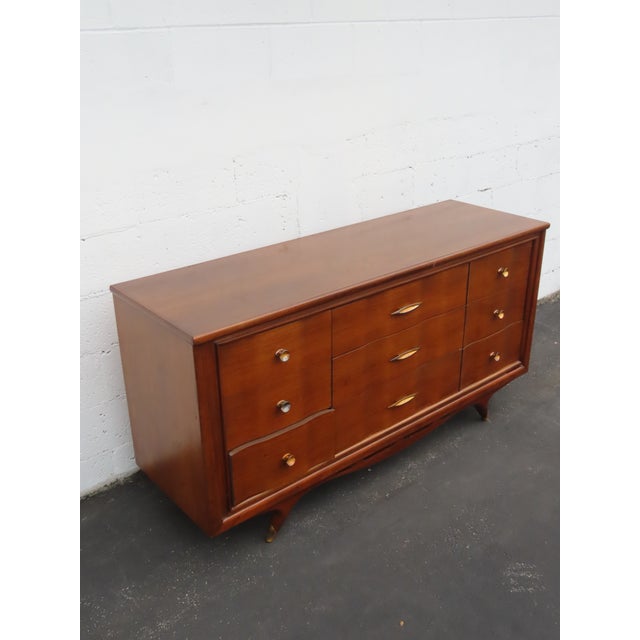 Kent Coffey Mid Century Modern Long Dresser Bathroom Vanity 6892 For Sale - Image 12 of 15