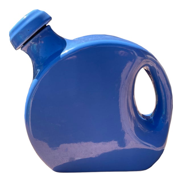 1930s Mid Century Oxfordware Cornflower Blue Round Water Pitcher For Sale