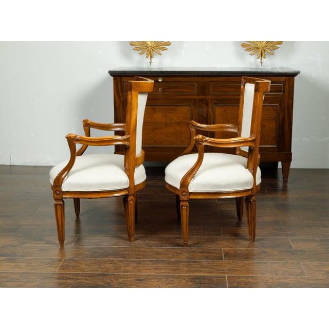 Mid 19th Century Pair of Italian 1860s Walnut Armchairs with Tapered Legs and New Upholstery For Sale - Image 5 of 9