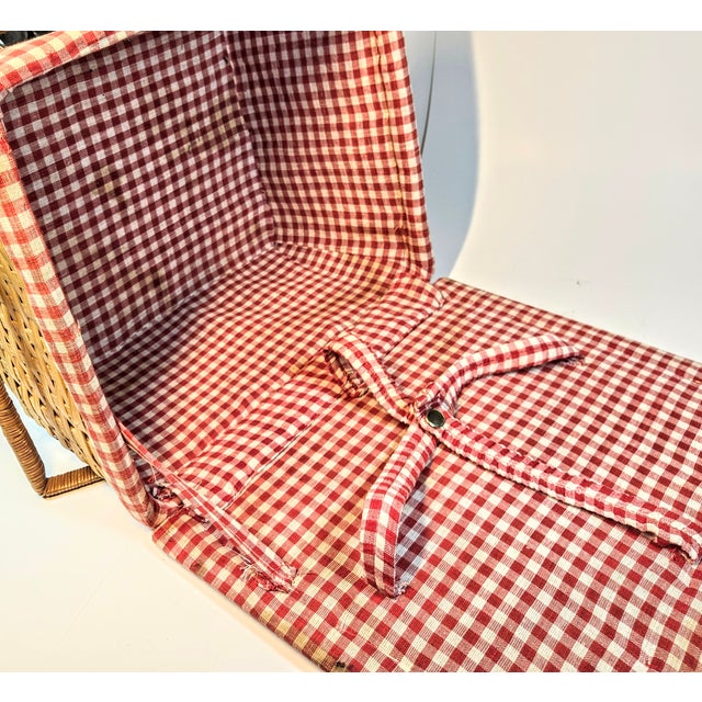 Boho Mid Century Picnic Baket- Set Of For Sale - Image 6 of 10