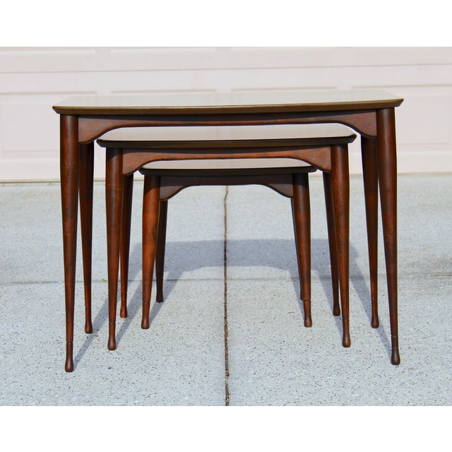 1960s Vintage Mid-Century Modern Nesting Tables – Set of 3 With Beige Tops & Tapered Maple/Beech Wood Legs For Sale In Naples, FL - Image 6 of 17