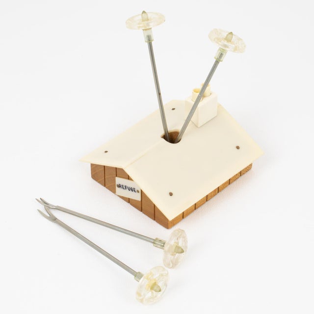 Mid-Century Modern Lucite and Wood Chalet in the Alps Cocktail Picks Set For Sale In Atlanta - Image 6 of 9