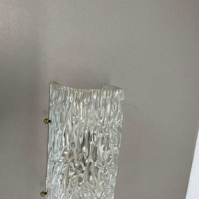 Hollywood Regency Cubic Ice Glass Wall Light from Kalmar Leuchten, 1960s For Sale - Image 11 of 18