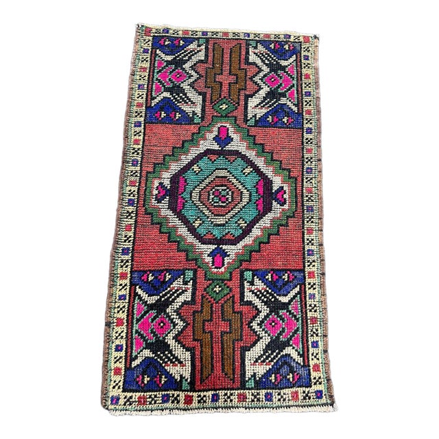 Turkish Yastik Rug 1'8" x 3'2" For Sale
