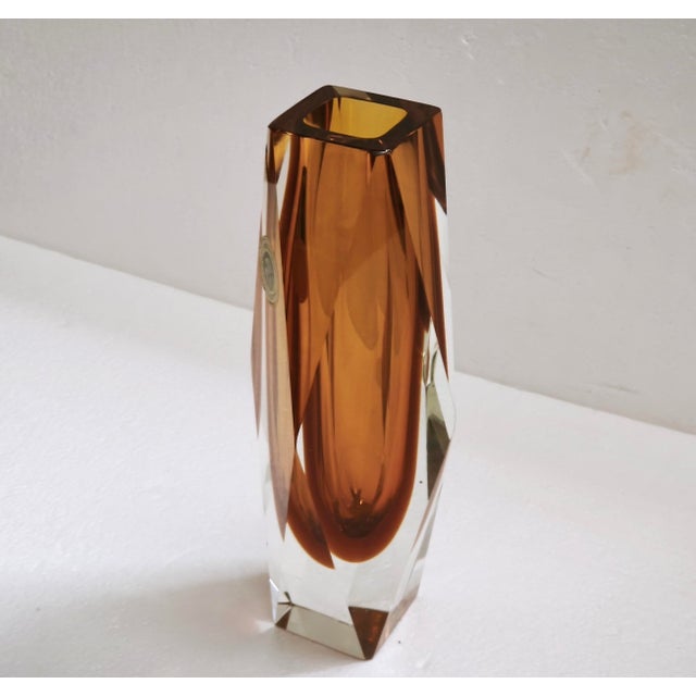 1970s Large Faceted Amber and Clear Formia Sommerso Murano Glass Vase, Italy, 1970s For Sale - Image 5 of 18