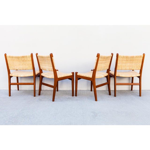 Mid-Century Modern Hans Wegner Ch 31 Teak & Rattan Dining Chairs, Danish Mid Century Modern For Sale - Image 3 of 16