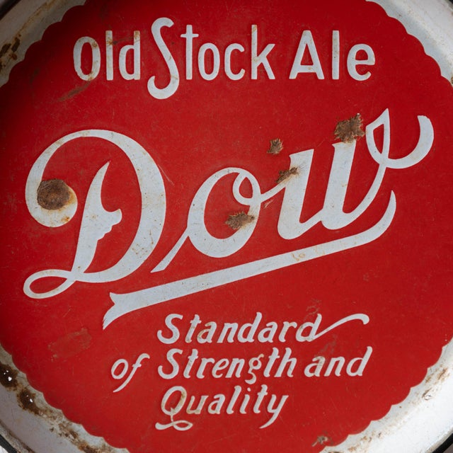 Art Deco Dow Old Stock Ale Porcelain Beer Tray, Montreal Canada, c.1940 For Sale - Image 3 of 6