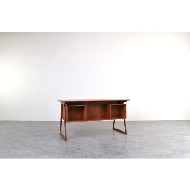 1960s Mid-Century Danish Teak Executive Desk by Svend Åge Madsen for H.P. Hansen, 1960s For Sale - Image 5 of 18