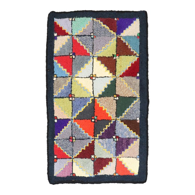 American Hooked Geometric Diamond Grid Rug no. j5264 For Sale