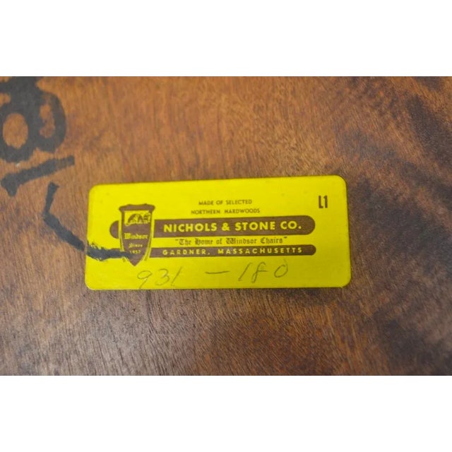 Mid 20th Century Set of 8 Nichols & Stone Windsor Dining Chairs – Vintage American Traditional For Sale In Washington DC - Image 6 of 10