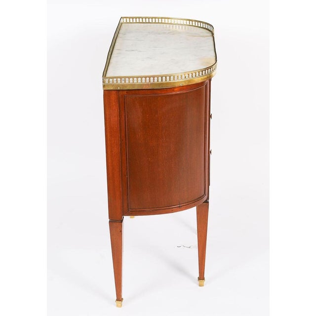 Antique French Louis XVI Revival Bedside Chests, 19th Century, Set of 2 For Sale - Image 5 of 18