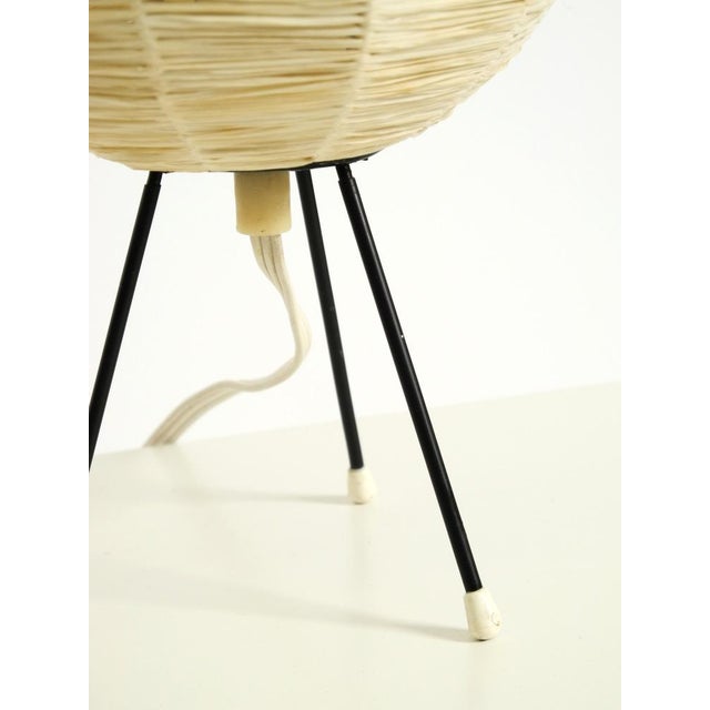 Mid-Century Modern Tripod Raffia Table Lamp, 1950s For Sale - Image 13 of 18