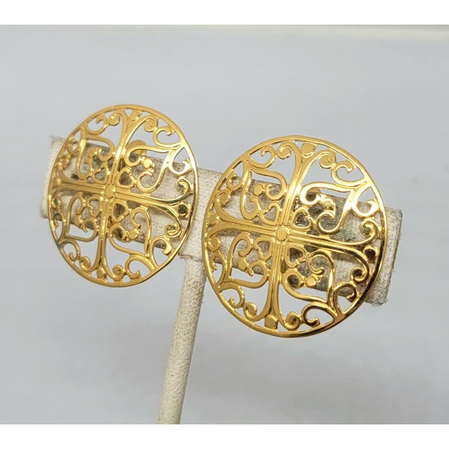 Napier Vintage 1970s Signed Napier Round Goldtone Cut Out Clip Earrings - 2 Pieces For Sale - Image 4 of 8