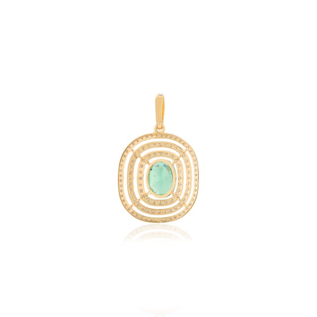 Metal Timeless 18k Gold Pendant Featuring Emerald & Diamonds – Heirloom-Quality Design For Sale - Image 7 of 10