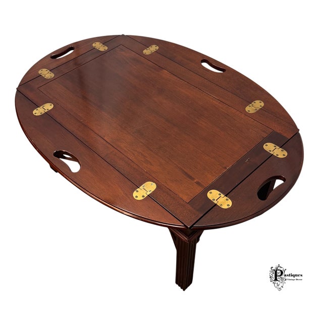 Thomas Chippendale Vintage Chippendale Style Mahogany Butler Coffee / Tray Table For Sale - Image 4 of 10
