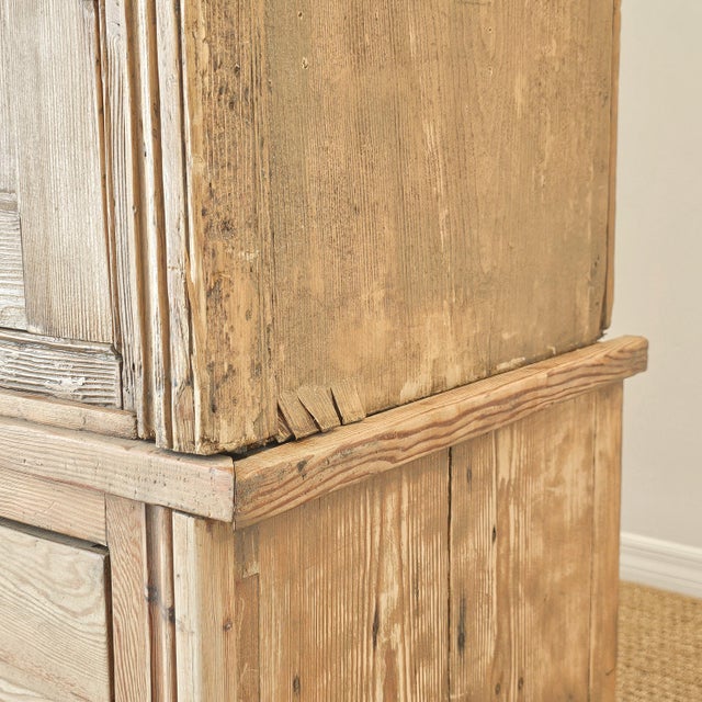 Beige Monumental Antique English Pine Housekeeper’s Cupboard / Linen Press, Circa 1880 For Sale - Image 8 of 16