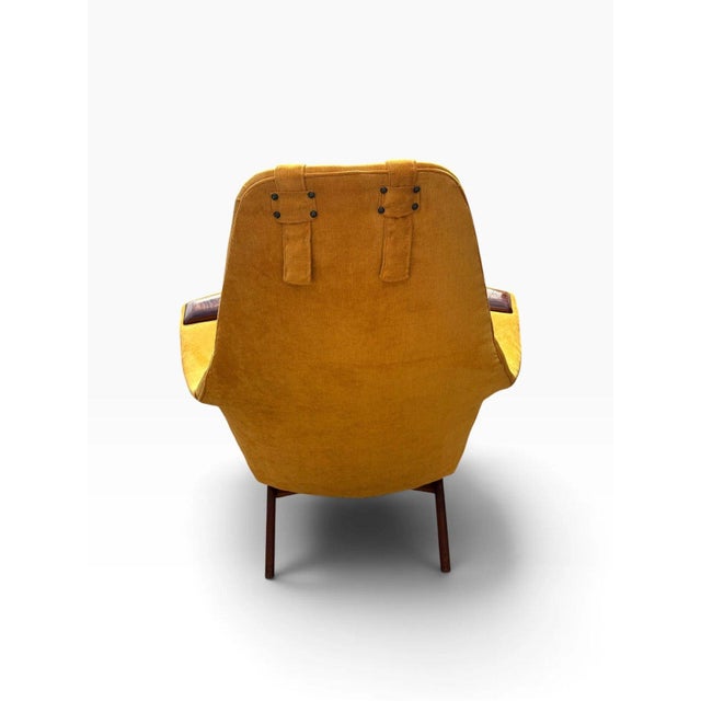 Yellow Adrian Pearsall High-Back Lounge Chair | Sculpted Walnut Base & Arm Caps | New Golden Yellow Upholstery | C. 1960s For Sale - Image 8 of 15