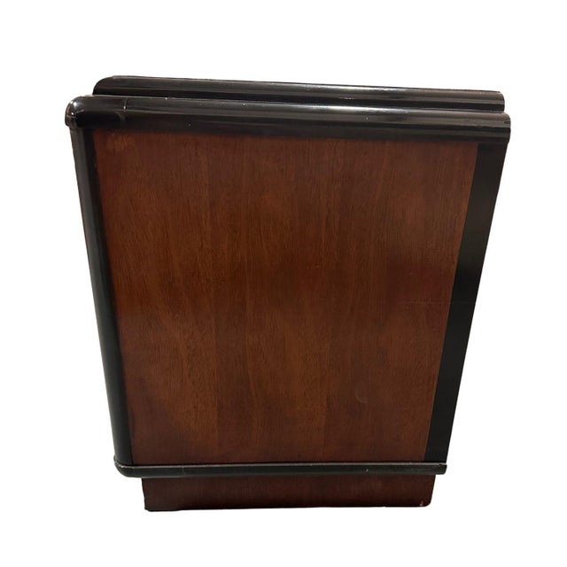 Pair of Two Toned Art Deco Cherry Wood & Lacquer Bedside Tables W/ Stepped Top For Sale - Image 11 of 12