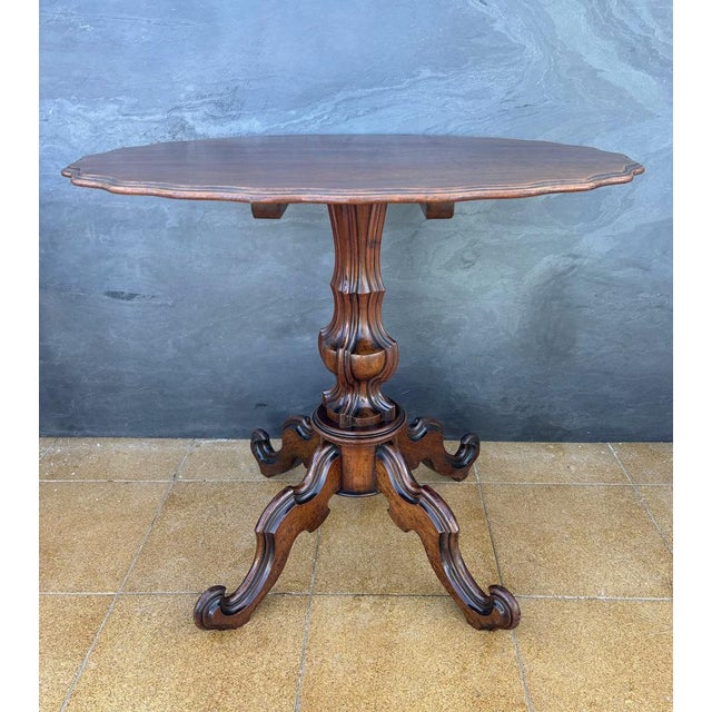 Victorian Tilt-Top Rotating Pedestal Table with Scalloped Edge, 19205 For Sale - Image 4 of 12