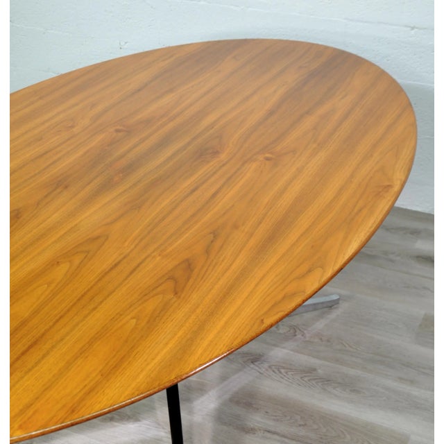 Brown Florence Knoll Walnut Oval Dining Table Desk for Knoll International Inc. For Sale - Image 8 of 12