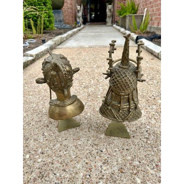 1914 Benin Oba and His Queen Cast Bronzes, Nigeria West Africa Bust Pair For Sale In Houston - Image 6 of 11