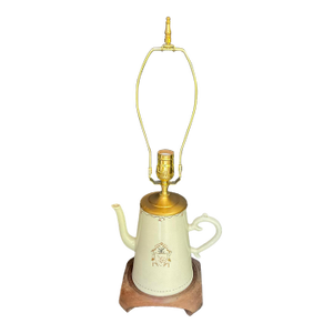 Early 19th Century Chinese Armorial Export Coffee Pot Teapot Lamp
